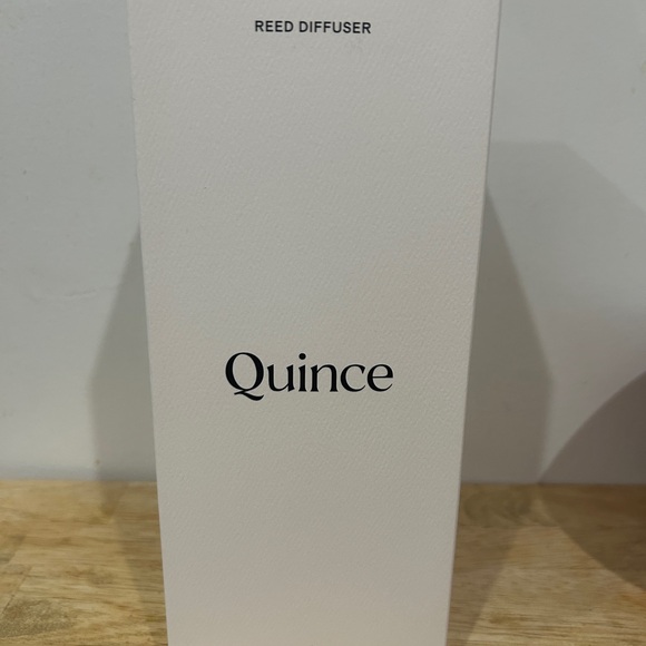 Quince Mediterranean Fig Reed Diffuser - Picture 2 of 5